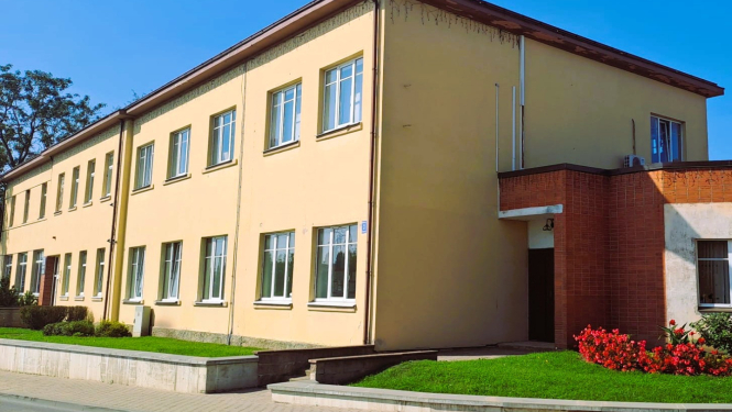 VTUA klientu apkalpošanas ēka Bauskā, dzeltenos toņos