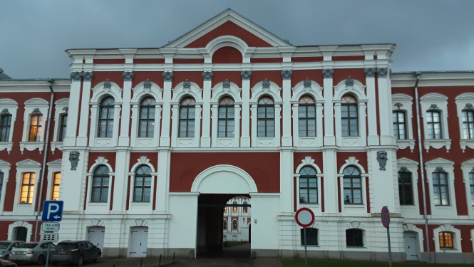 VTUA klientu apkalpošanas ēka Jelgavā, Jelgavas pils