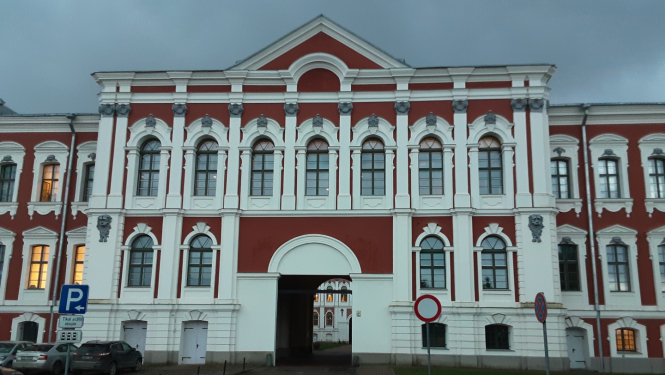 VTUA klientu apkalpošanas ēka Jelgavā, Jelgavas pils